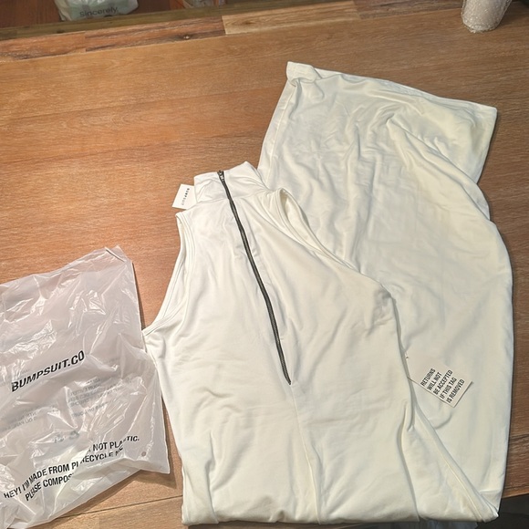 IVORY SELENA MATERNITY BUMPSUIT DRESS - Picture 4 of 6